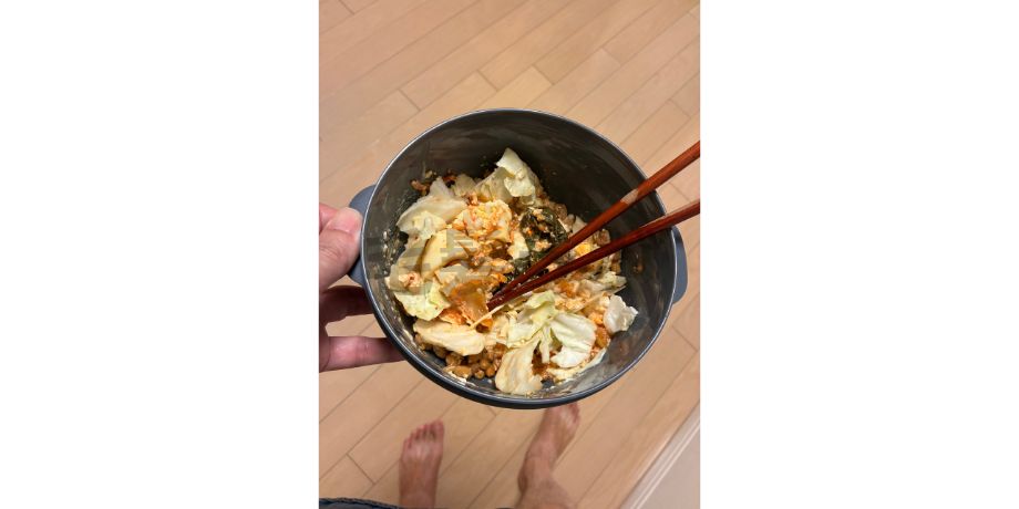 納豆・豆腐・ゆで卵を混ぜたサラダ
